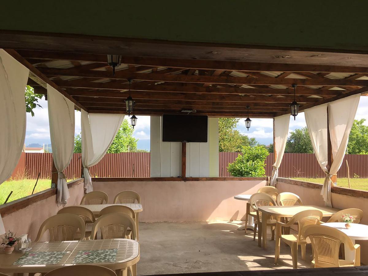 Solnechny Bereg Guest House Gudauta Esterno foto