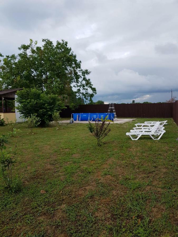 Solnechny Bereg Guest House Gudauta Esterno foto